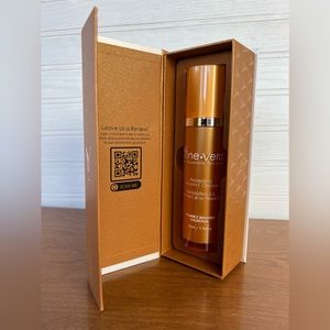 Vine Vera Resveratrol Vitamin C Cleanser 1 fl oz/ 30 ml Brand New